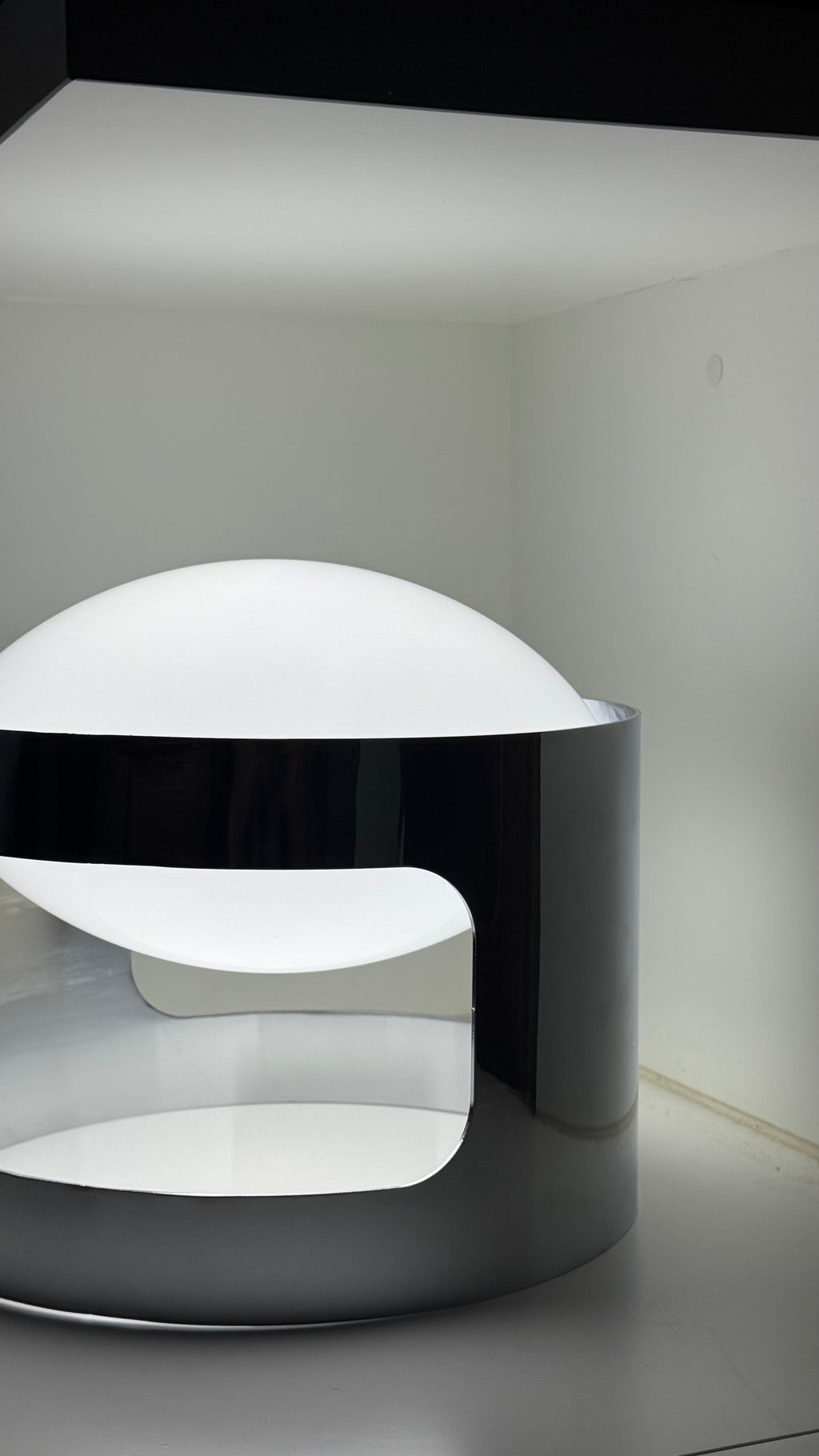 Lámpara Halo Chrome